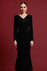 Eigra Classic Contour V Neck Long Sleeve Ruched Velvet Maxi Dress