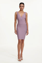 Muera Classic Contour V Neck Sleeveless Bandage Midi Dress