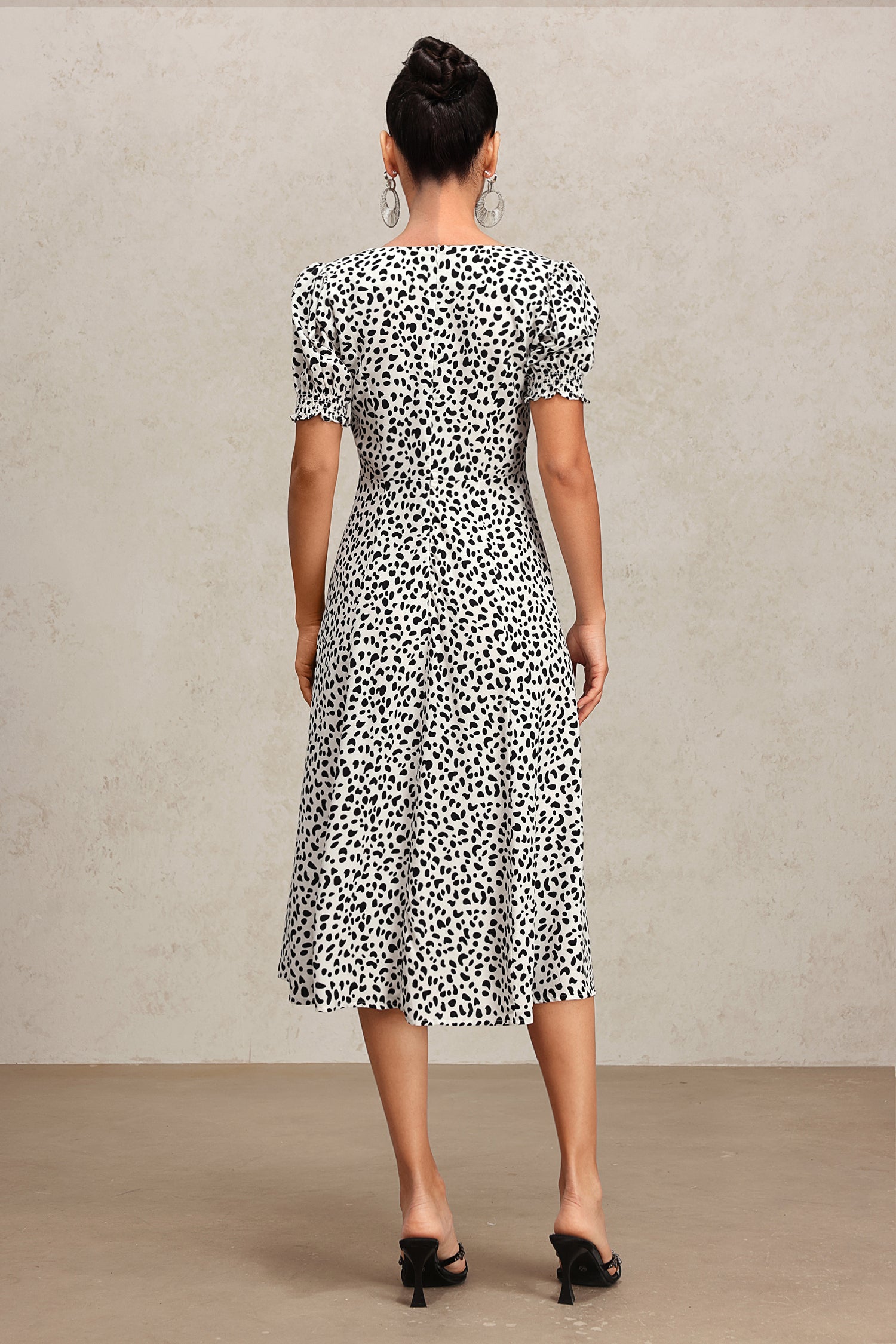 Derlyn Puff Sleeves Printed Slit Midi Dress
