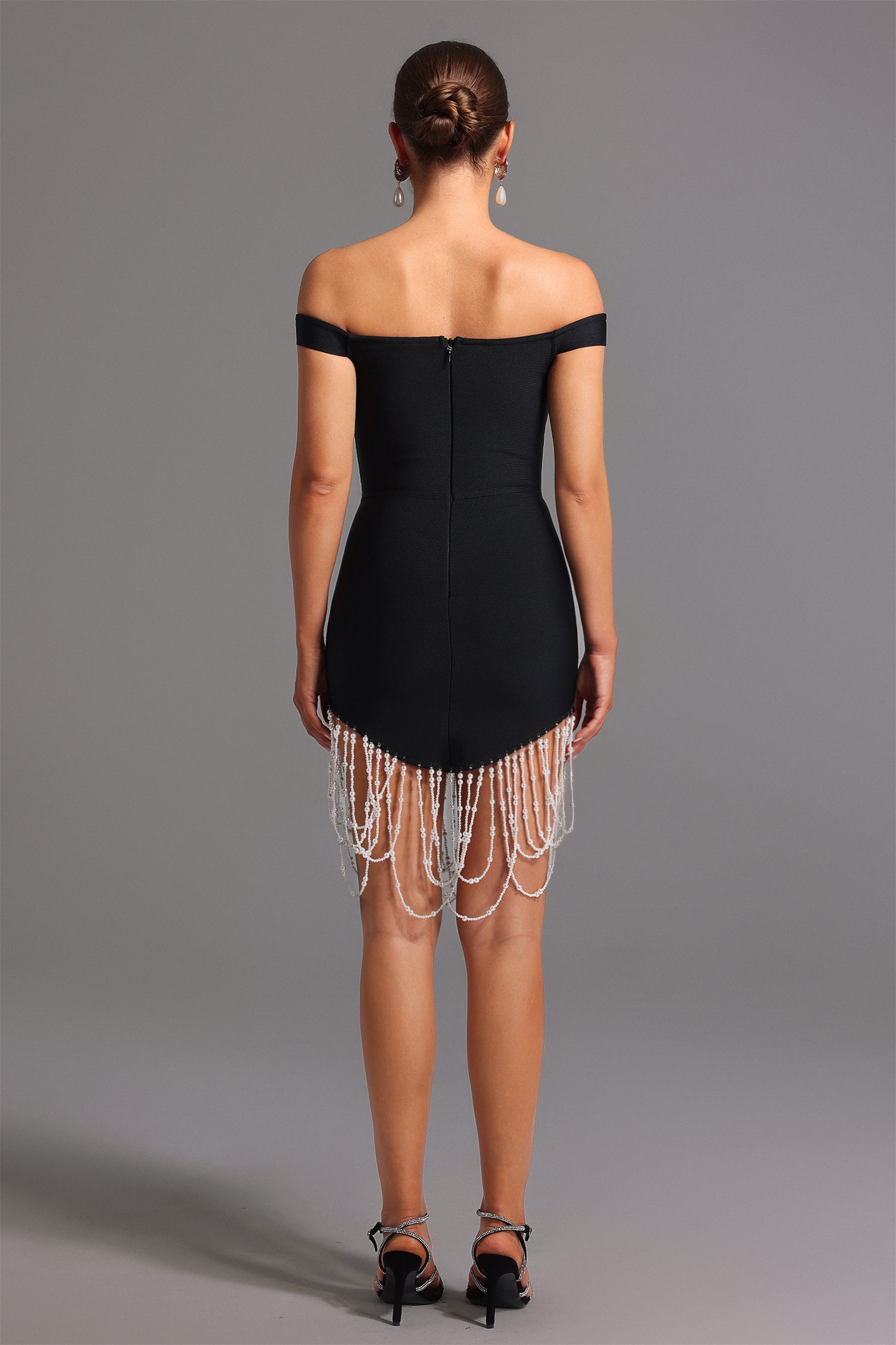 Oval Bandage Off-the-Shoulder Bandage Tassel Pearls Midi Dress