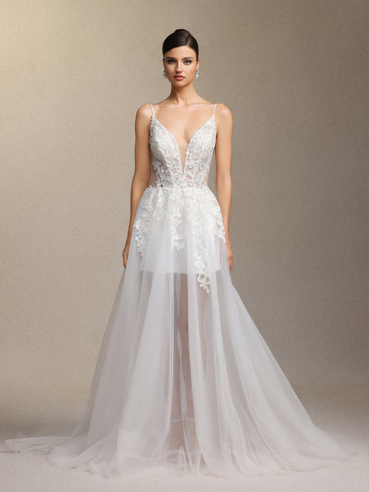 Xaler Halter straps V-neck slit lace mesh maxi wedding dress