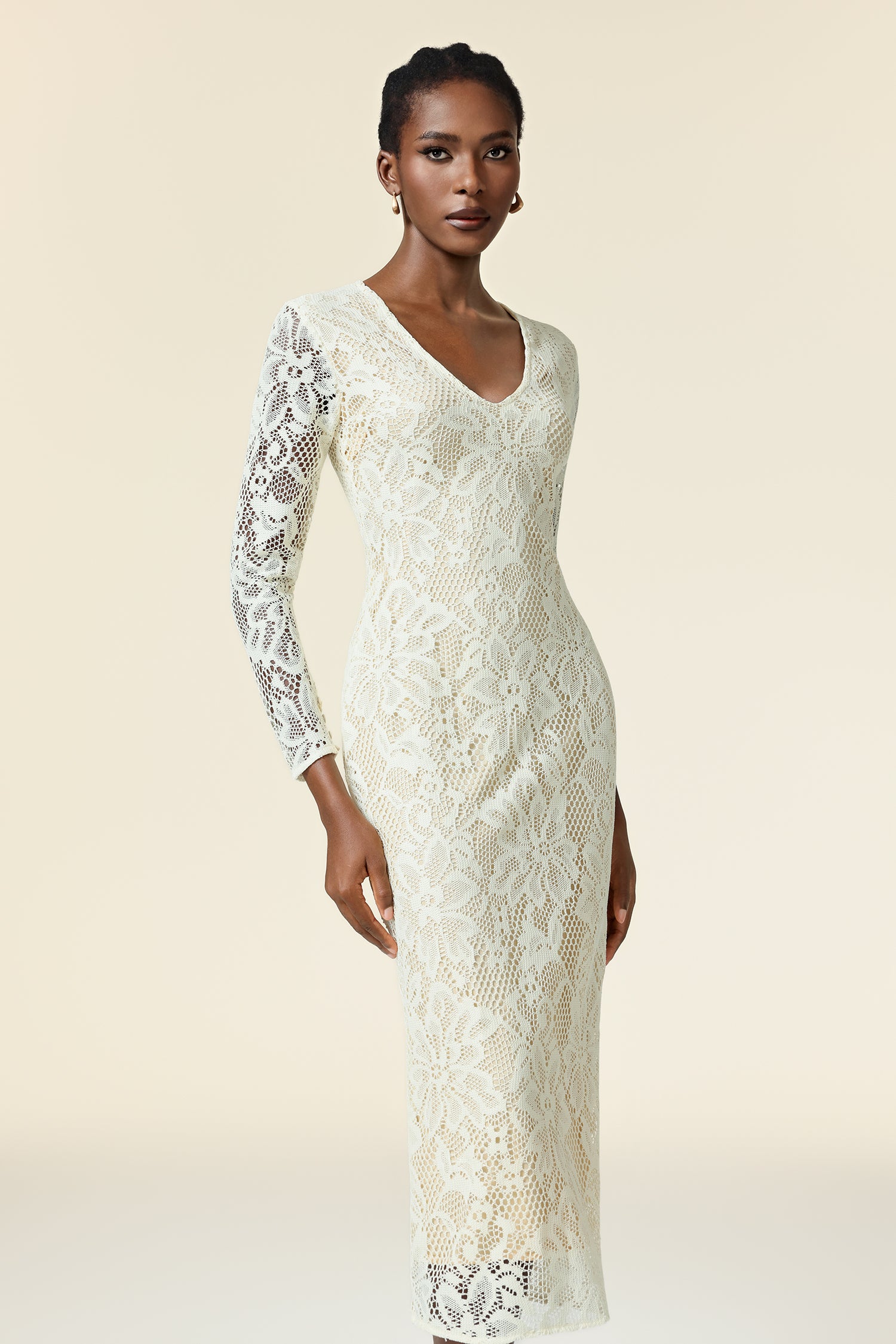Klaria V-Neck Long Sleeves Embroidery Maxi Dress