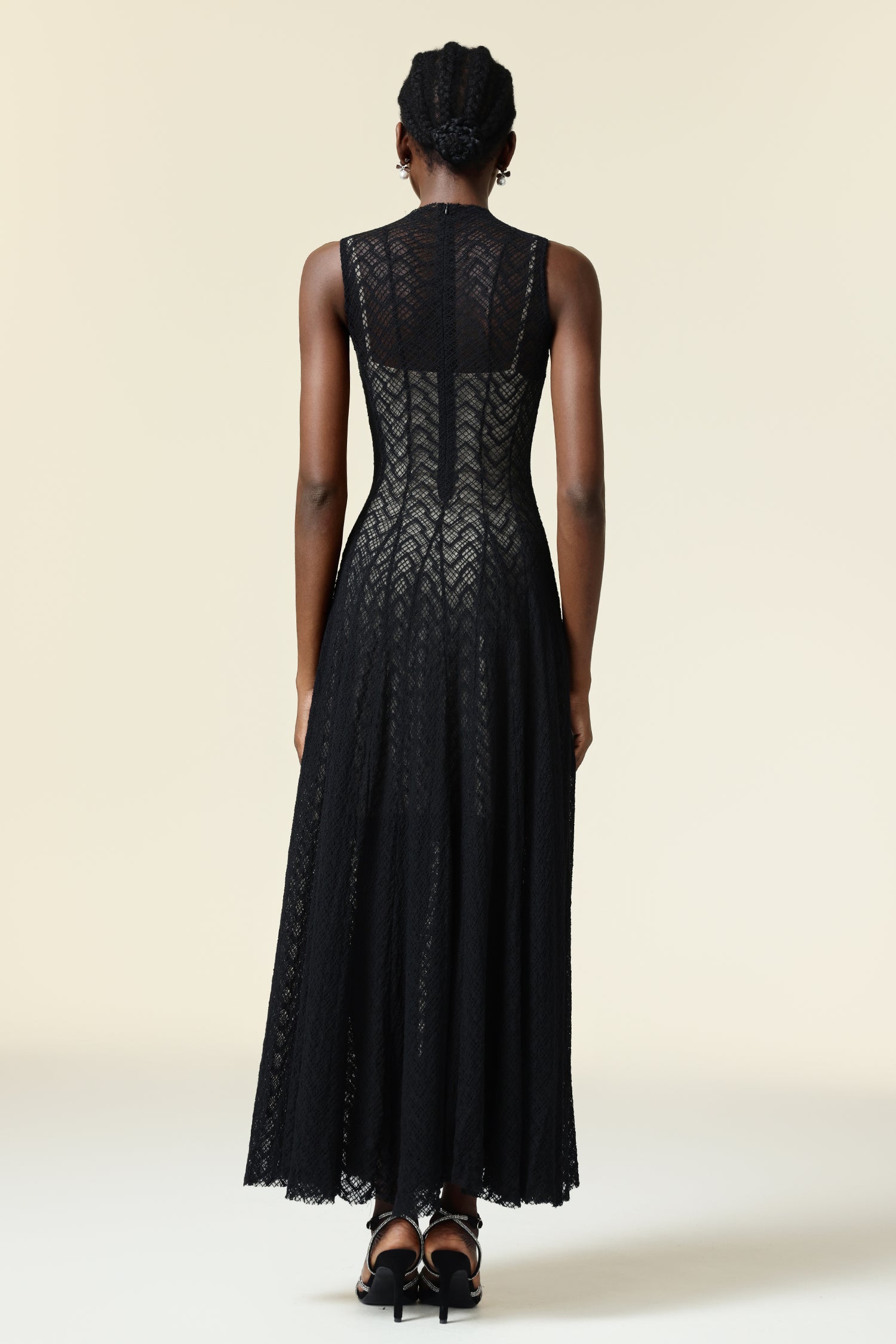 Falisa Round Neck Sleeveless Lace Maxi Dress