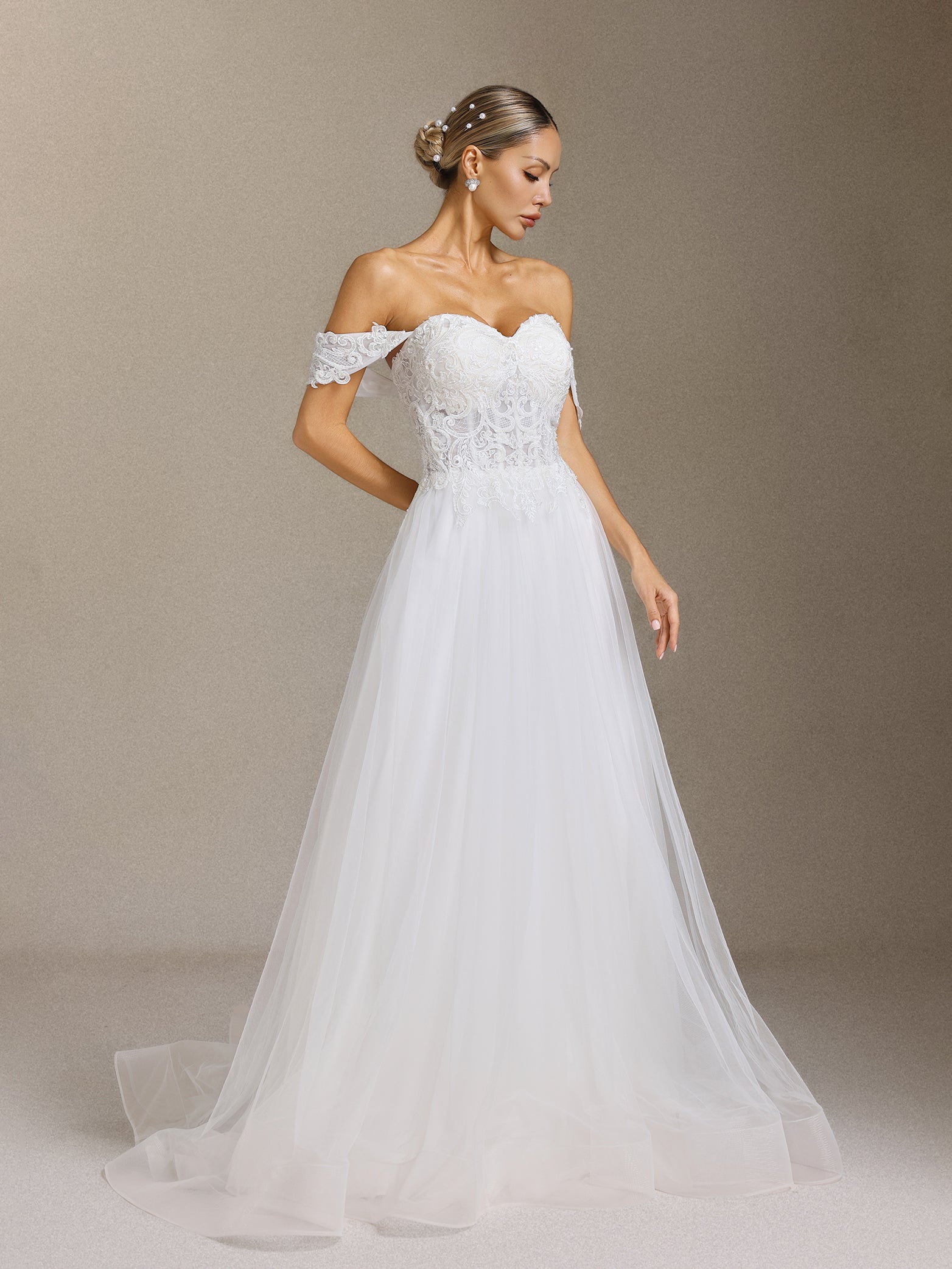 Lala Off-the-shoulder Lace Fish bone maxi wedding dress