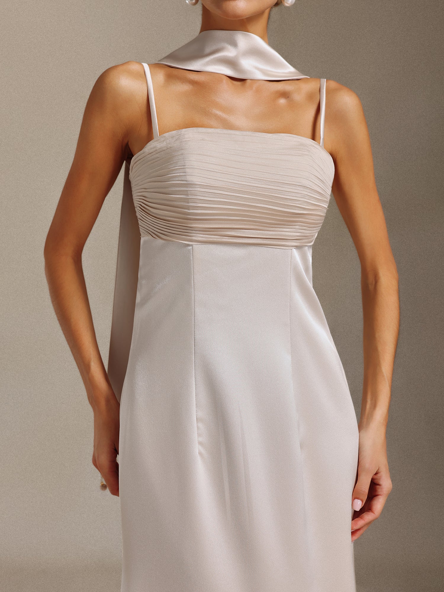 Tadita Spaghetti-strap slimming ribbon Maxi Dress