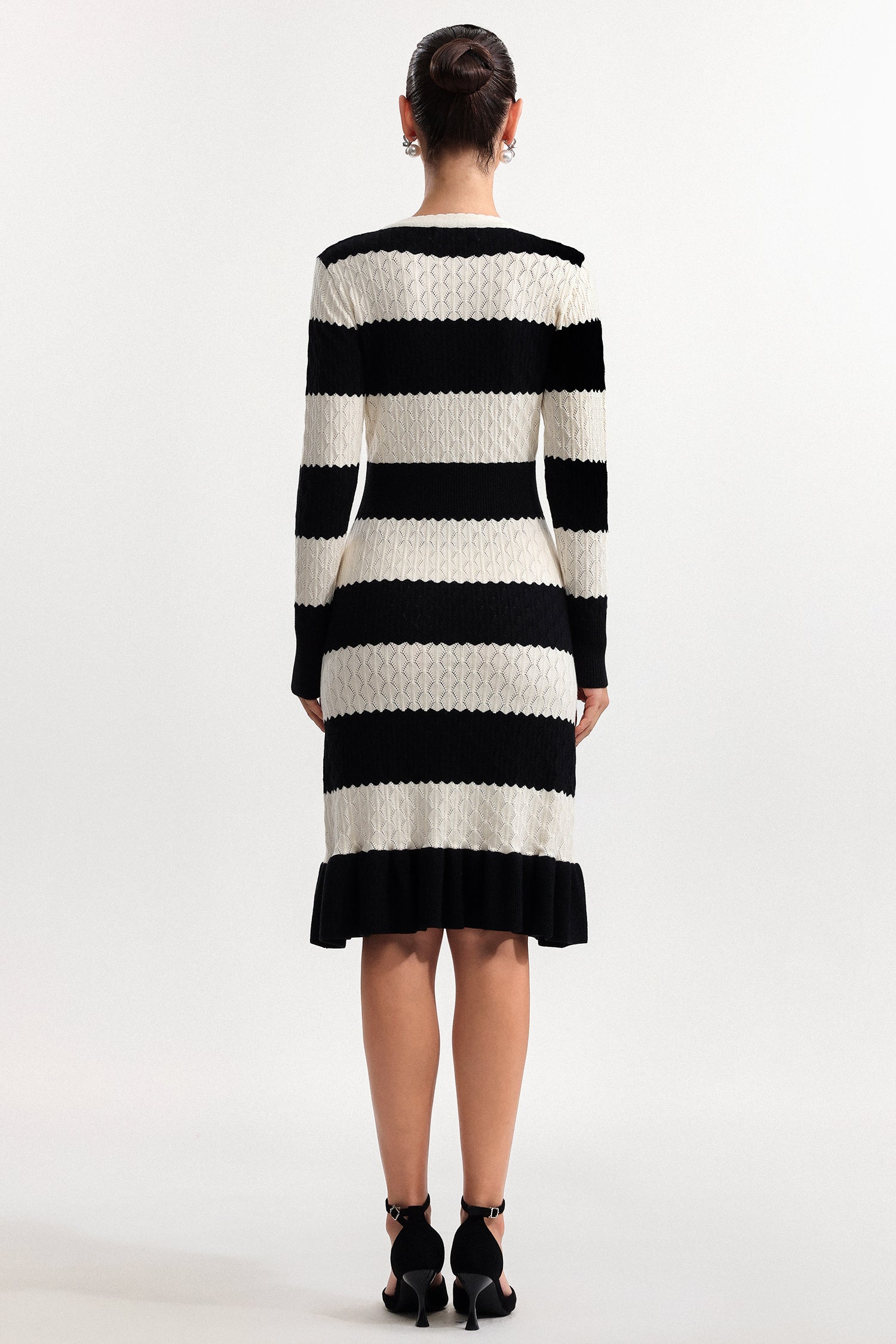 Donnica Elegant Contour V Neck Long Sleeve Stripe Knit Mini Dress
