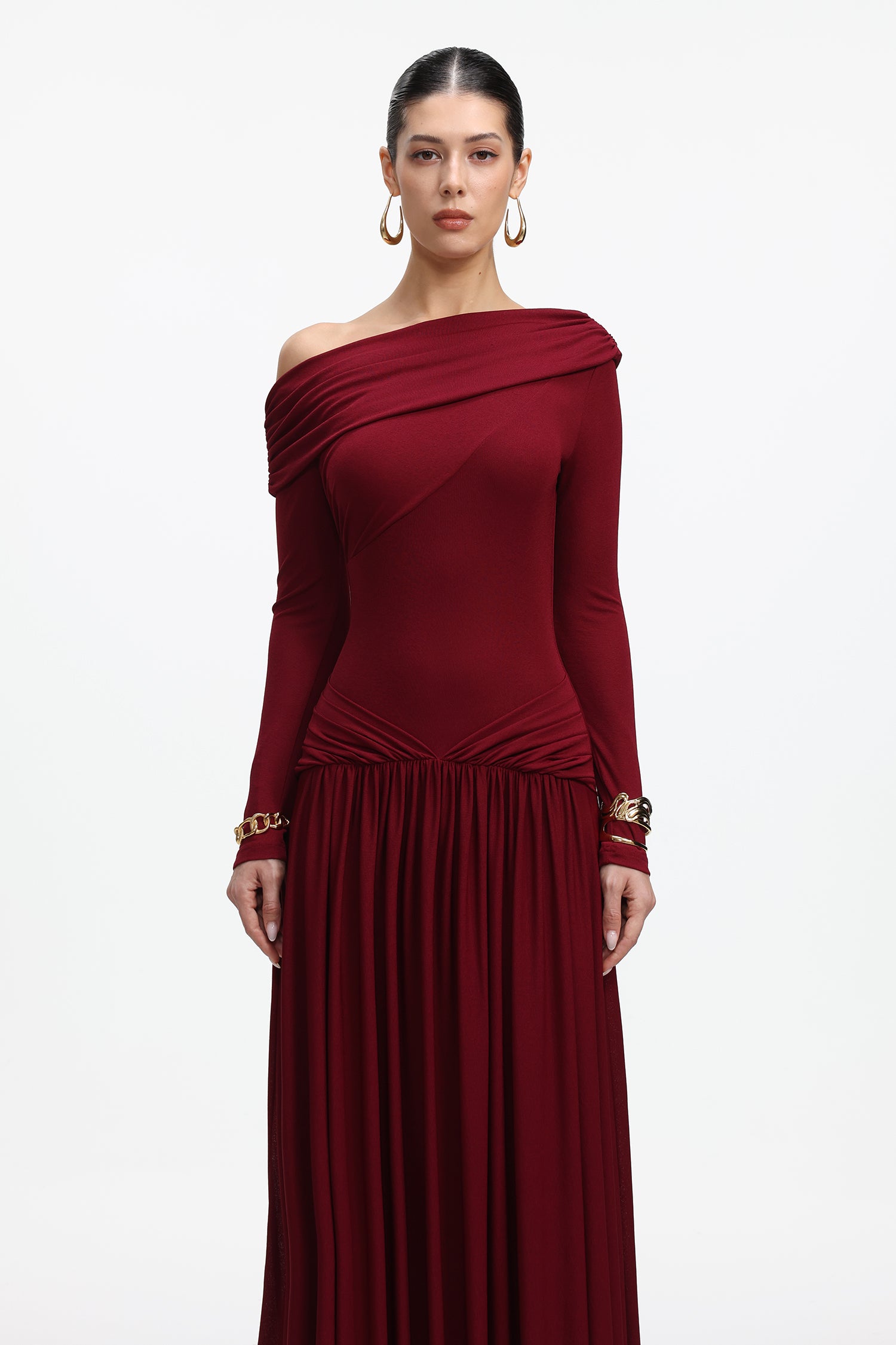 Lala Elegant Contour Off Shoulder Long Sleeve Ruched Knit Maxi Dress
