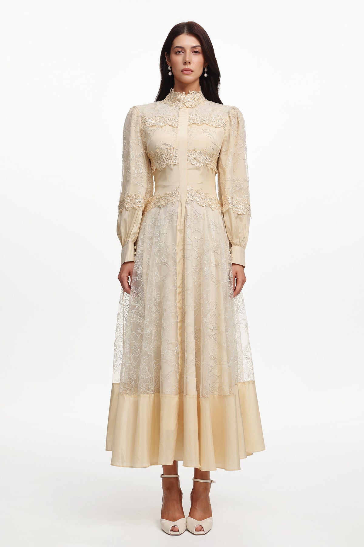 Toto Resort Flowy Long Sleeve Lace Floral Woven Maxi Dress