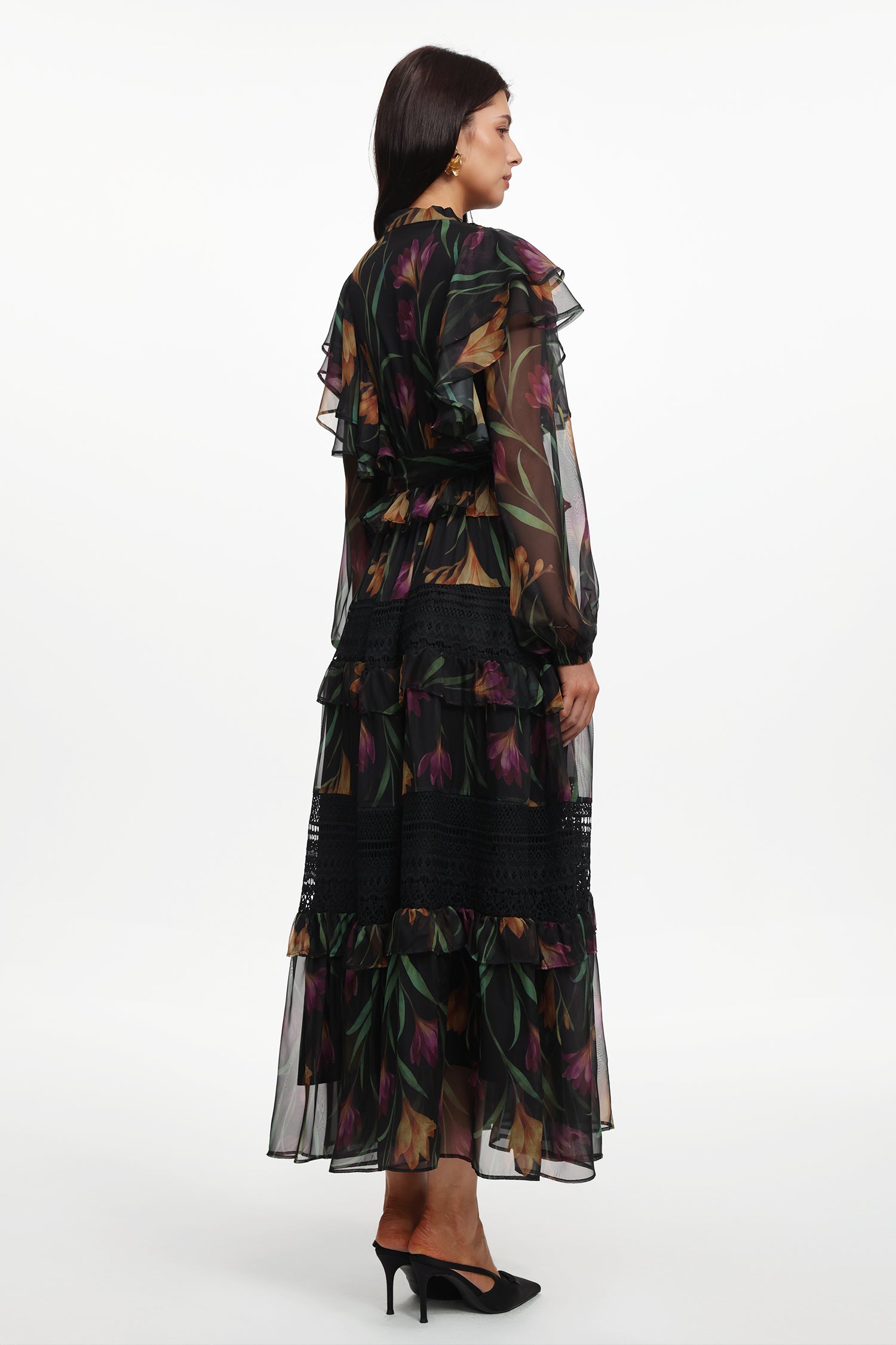 Gilian Resort Flowy Long Sleeve Floral Printed Ruffle Woven Maxi Dress