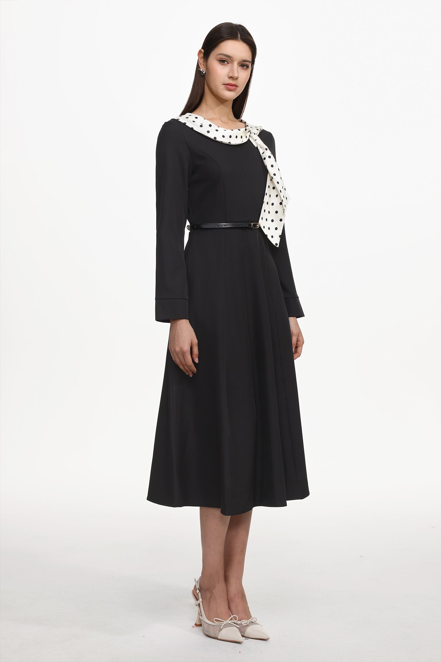 Tikia Vintage Contour Long Sleeve Knit Maxi Dress