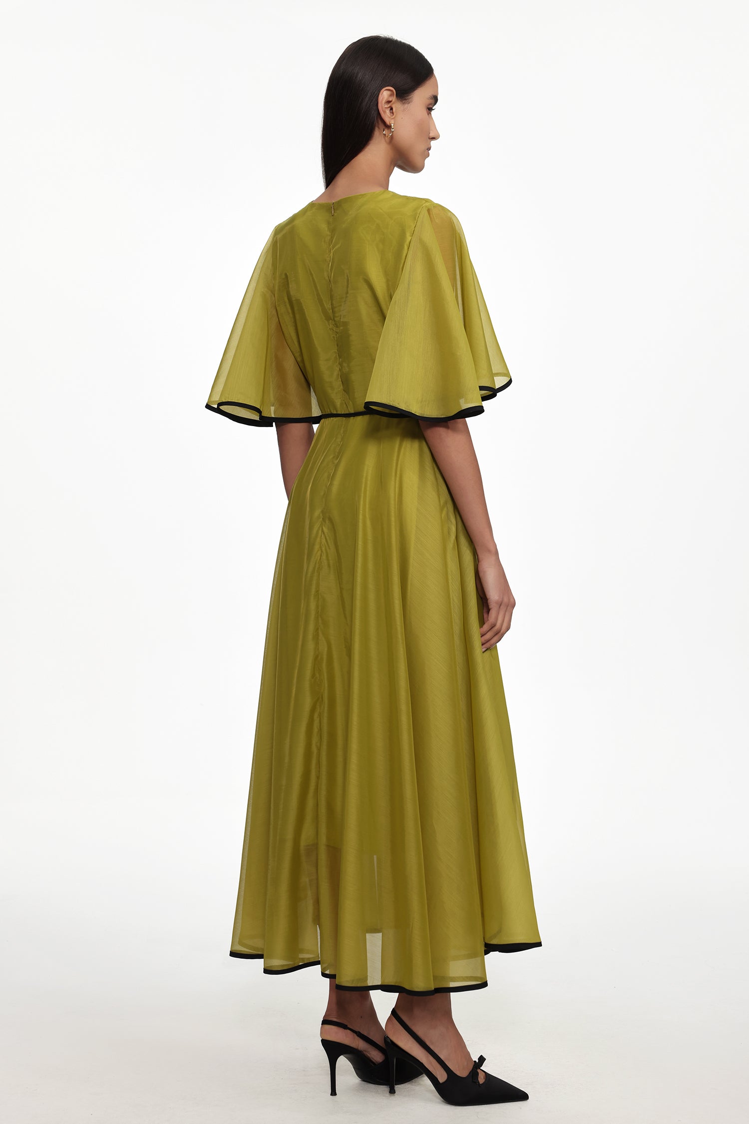 Ivy Resort Flowy Round Neck Short Sleeve Floral Woven Maxi Dress