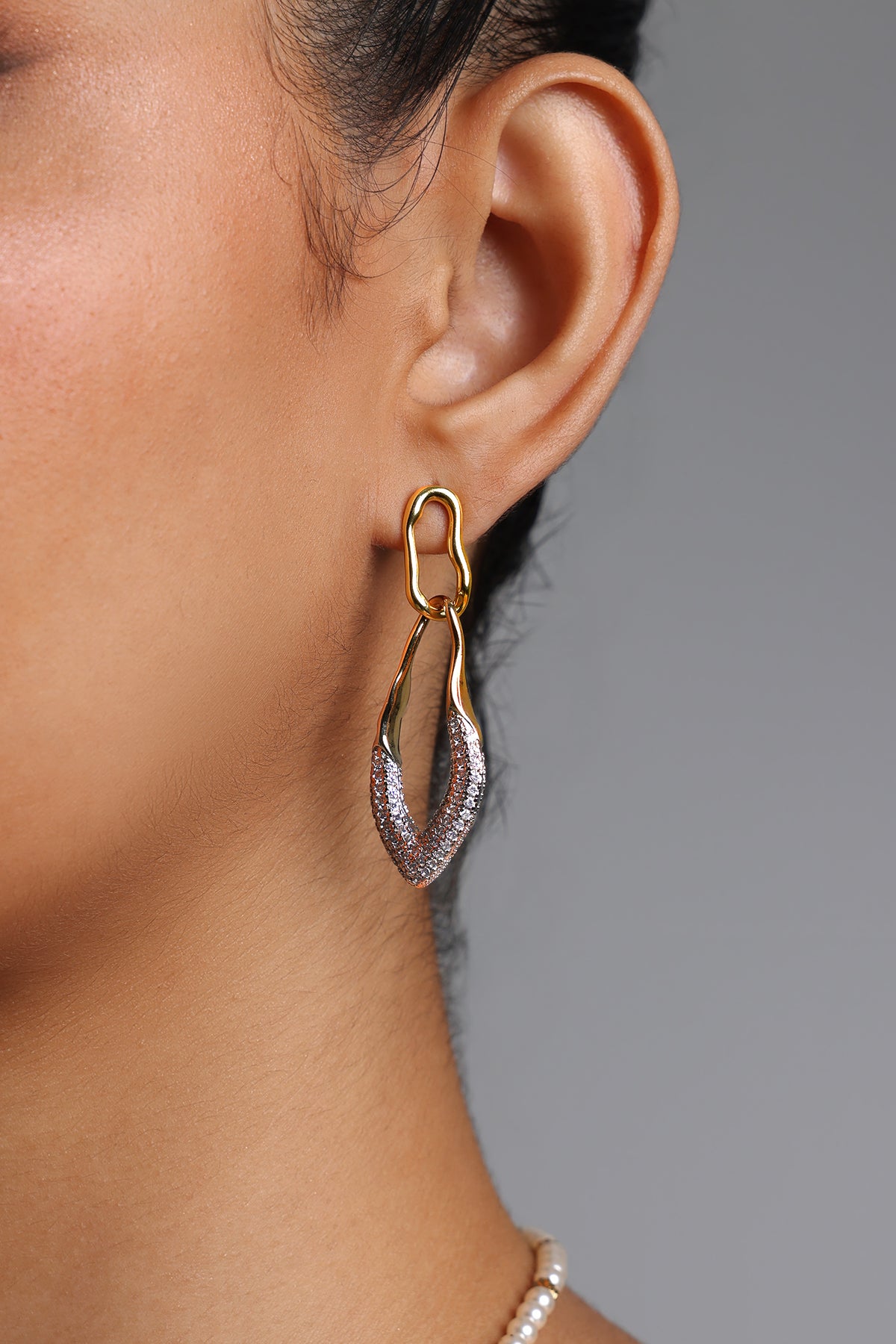 Glera Chain Link Pave Crystal Heart Earrings