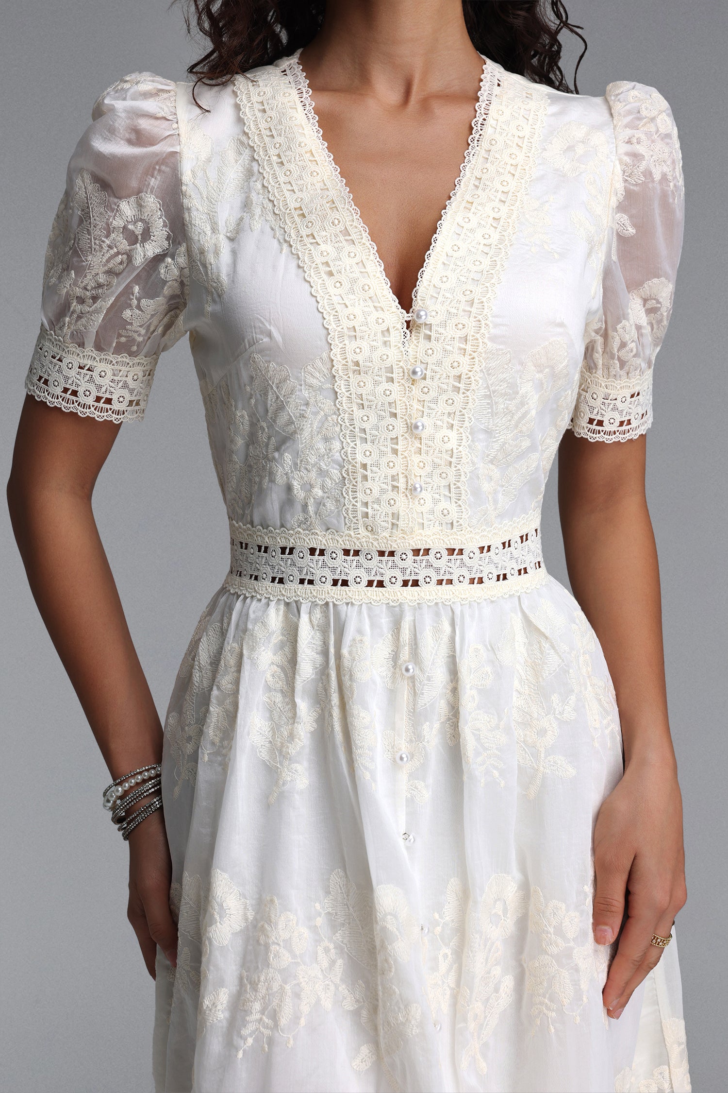 Ganera Resort Flowy V Neck Short Sleeve Floral Woven Midi Dress