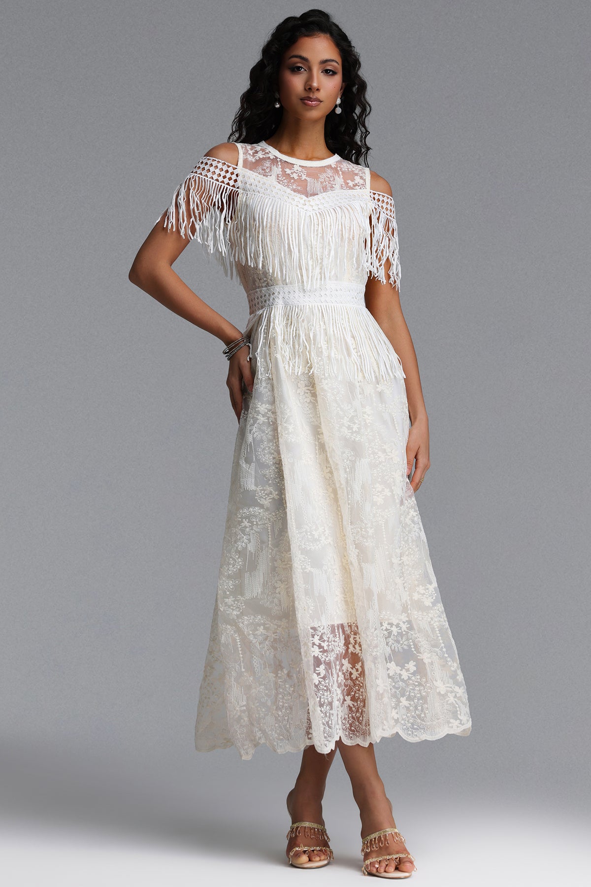 Lexie Resort Flowy Round Neck Floral Print Woven Maxi Dress