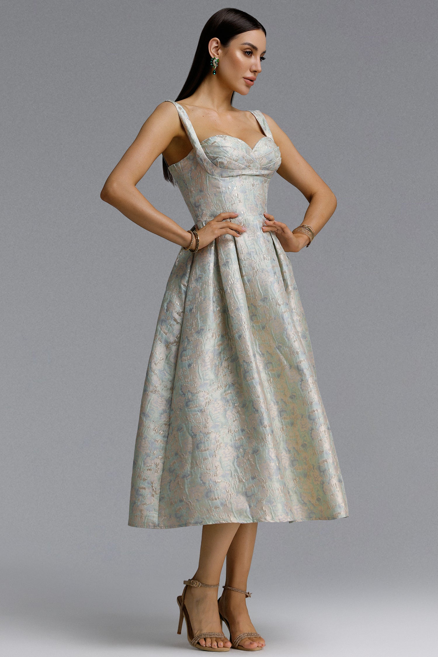 Dotty Elegant Contour Spaghetti Strap Sweetheart Jacquard Midi Dress