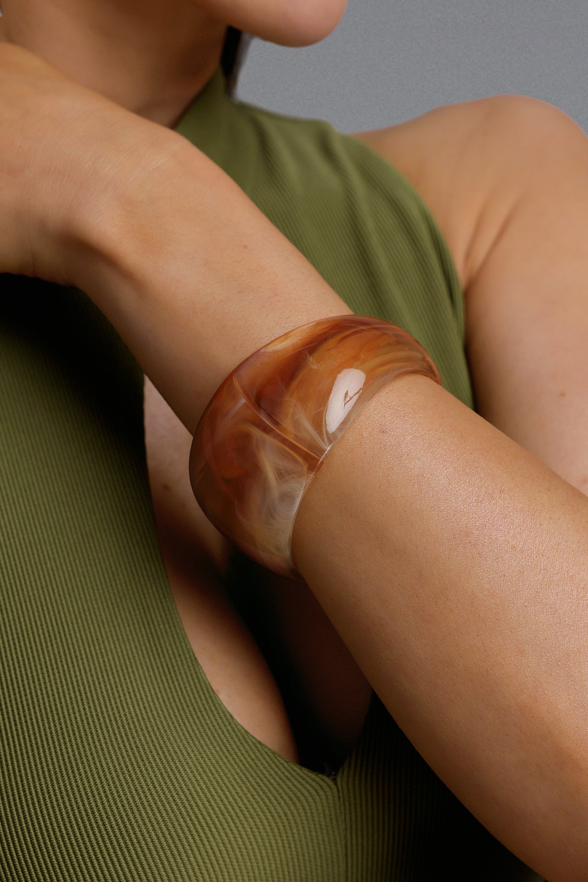 Raanana Amber Marbled Wide Resin Bangle